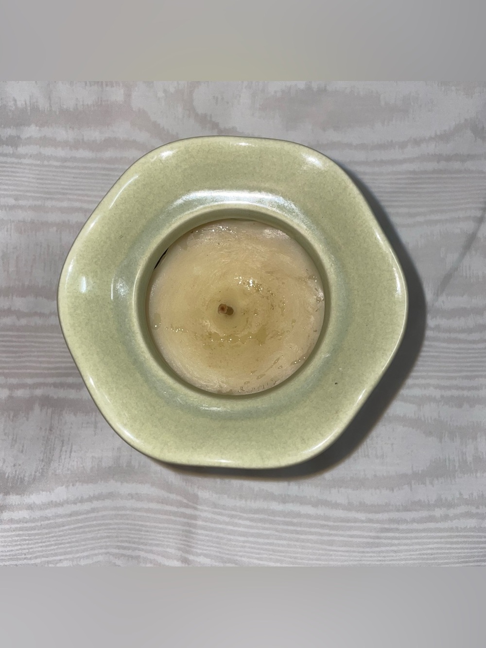 Vintage Candied Pears Scented Candle in Ceramic Holder 2003 - Picture 4 of 6